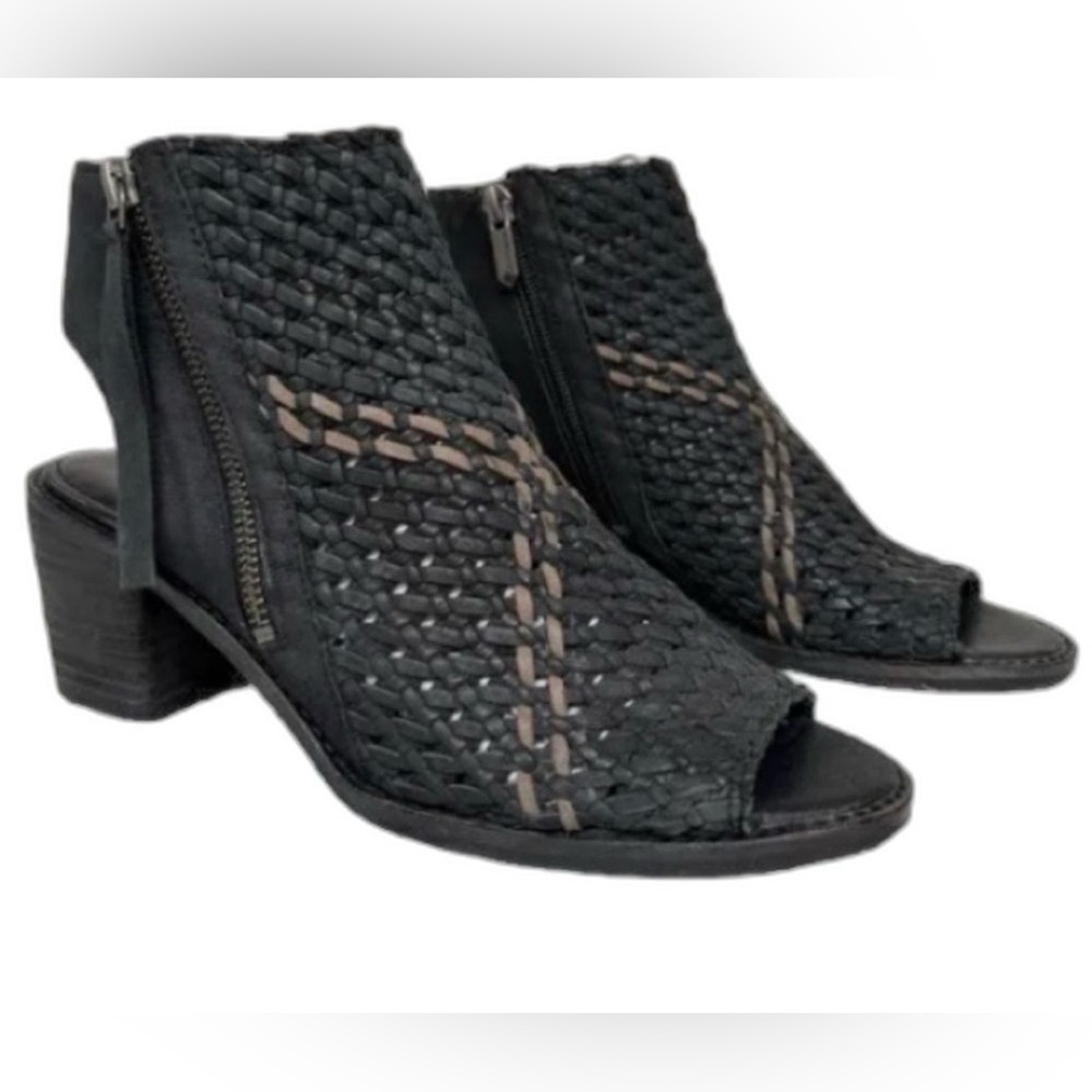 SAM EDELMAN Cooper Black with Cream Leather Weave Peep Toe Shootie Sandals 7.5